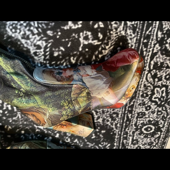 Da Vinci Boots (SOLD) - Picture 11 of 13